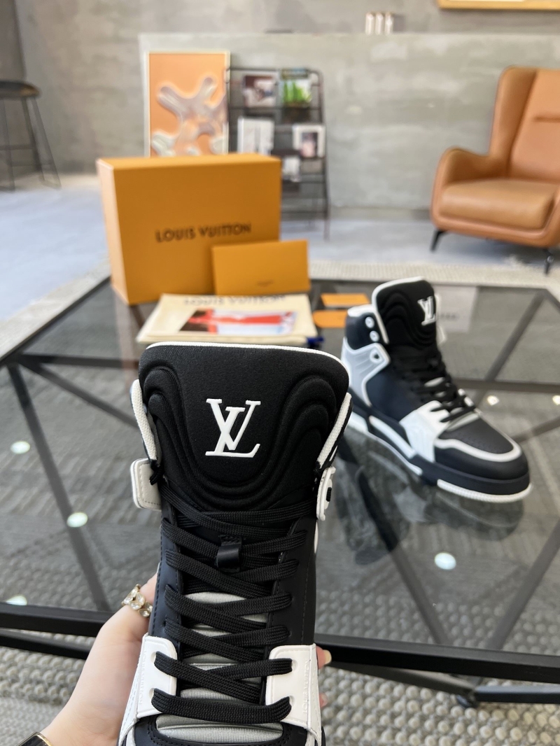 Louis Vuitton Sneakers